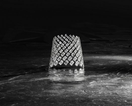 Messika Joaillerie- Madison cuff &copy;Alexandre Roberdet