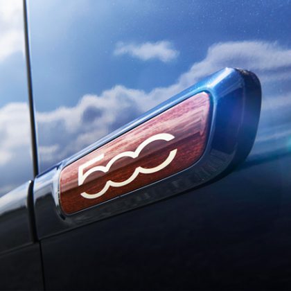 &Eacute;dition exclusive Fiat 500 Riva logo