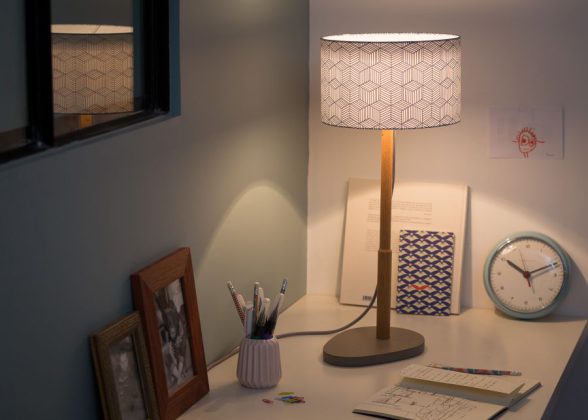 Reine M&egrave;re x Fabuleuse Factory : lampe h&eacute;lios