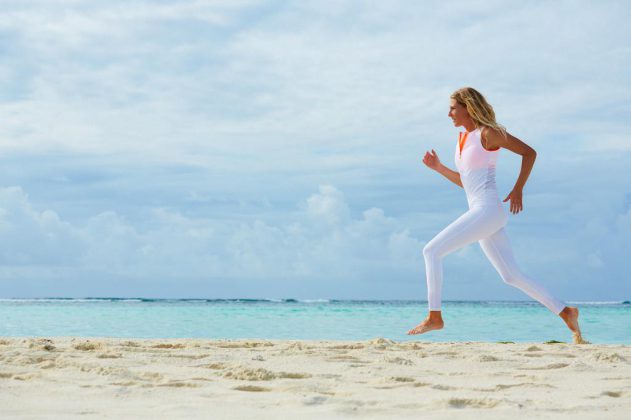 Roxy x Courr&egrave;ges Collection Capsule