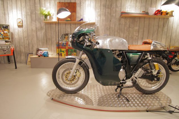 Tendance Roadster pr&eacute;sente sa derni&egrave;re cr&eacute;ation : la Royal Enfield Continental Circus.