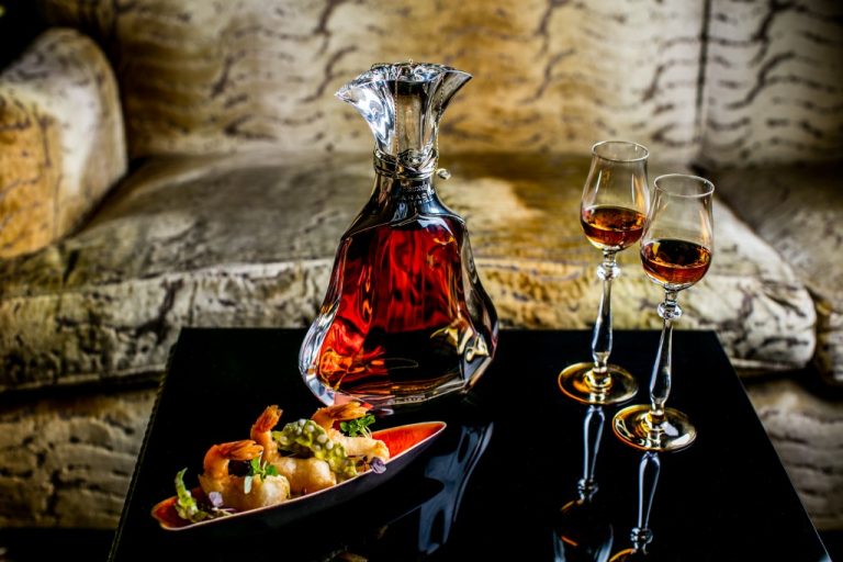 Hennessy Paradis Imperial Precision Gallery au Bristol Paris